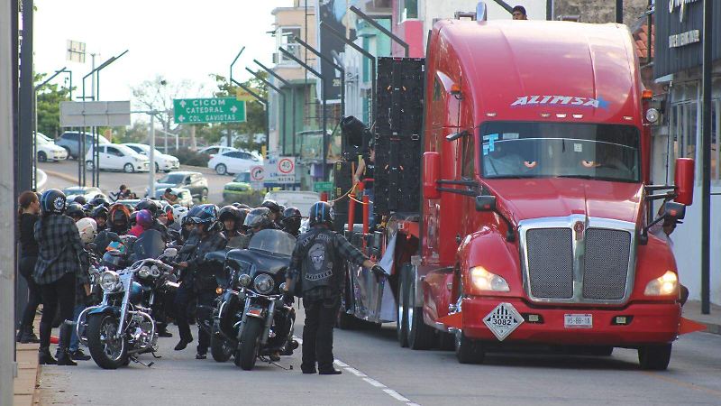 Motociclistas-Se-Alistan